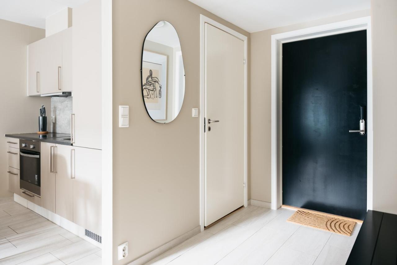 Stay Urban - Stylish Scandinavian Gem With French Balcony Bergen Exterior foto
